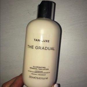 Tan Luxe The Gradual Illuminating Tan Lotion